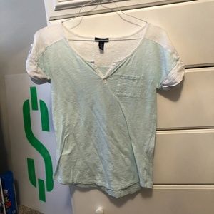 GAP tee